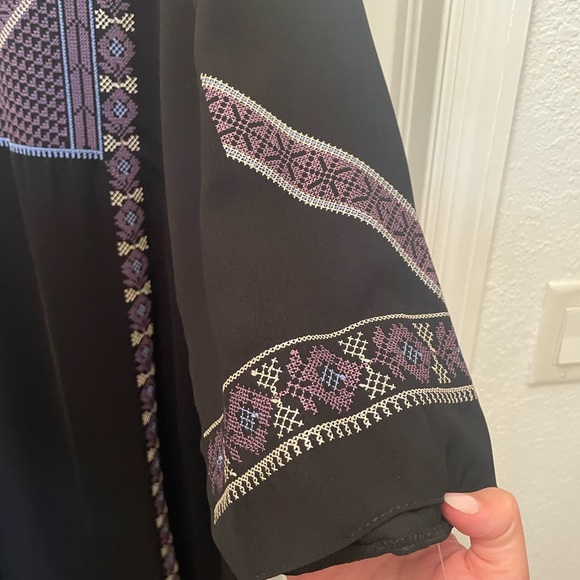 Brand new Middle East thoub - Picture 2 of 12